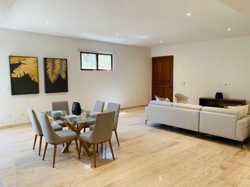 The Drunk Luxury Apartment