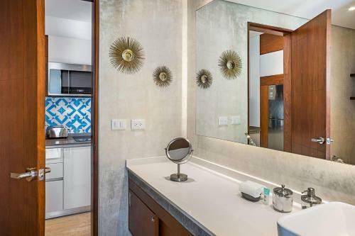 Beautiful Studio 360� Rooftop Pool And Gym
