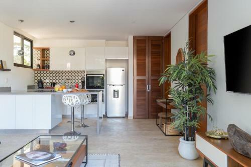 1bdr Central Park Pool Spa Gym Wifi