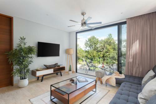 1bdr Central Park Pool Spa Gym Wifi