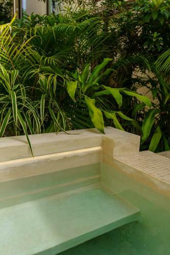 205 Perfect Location 3 Bedrooms Apartment