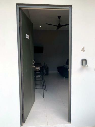 #4 Fabulous Cute Downtown Apartment Daily/monthly