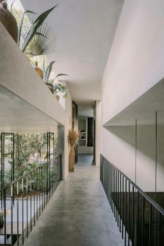 Peaceful Award Winning Design Tulum Villa With Insta-worthy Raw Pool