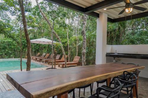 Luxury Town House / Mun Tulum