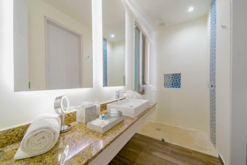Kasa Hotel Kuyen
