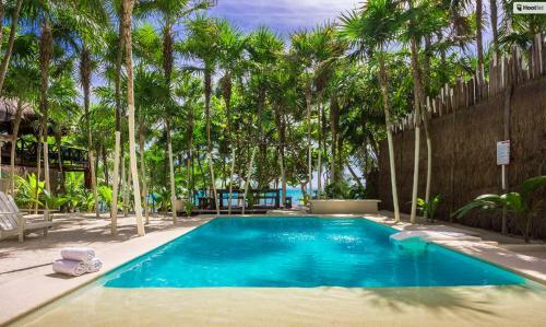 Beachfront Villa - Soliman Bay