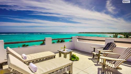 Beachfront Villa - Soliman Bay