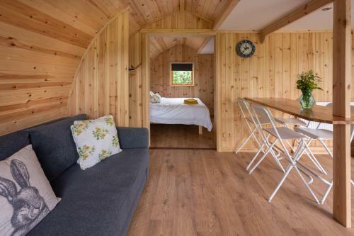 Orchard Glamping