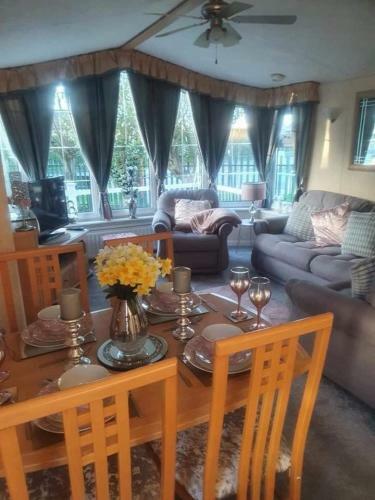 Claytons Caravan Hire Happy Days
