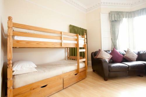 Hostal Garfield Guest House