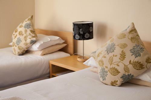 Hostal Garfield Guest House
