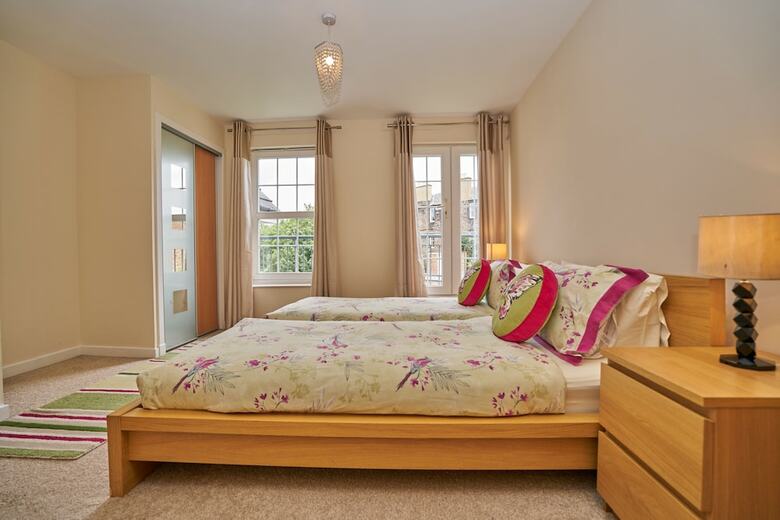 Edinburgh Pearl Apartments - Dalry Gait