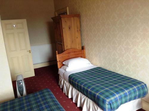 Hostal Rosehall Hotel