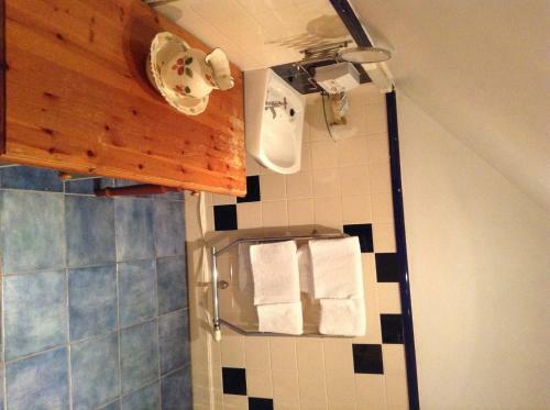 Hostal Rosehall Hotel