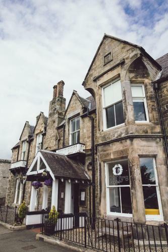Hostal Chapel Cross Guesthouse