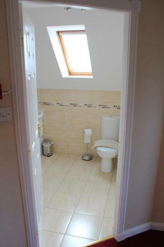 Hostal Marchfield Guest House