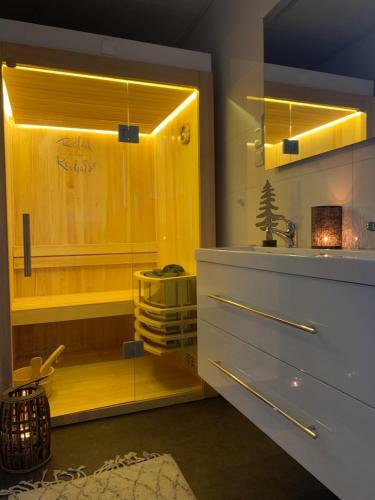 Wellness Lodge Teva With Hot -tub & Private Sauna