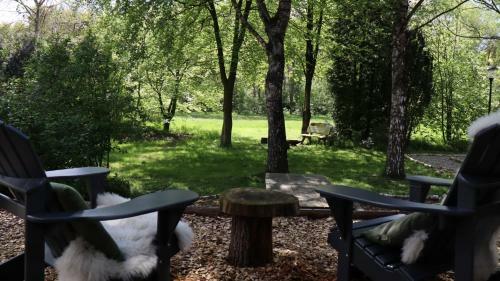 Bed & Breakfast Inn The Woods