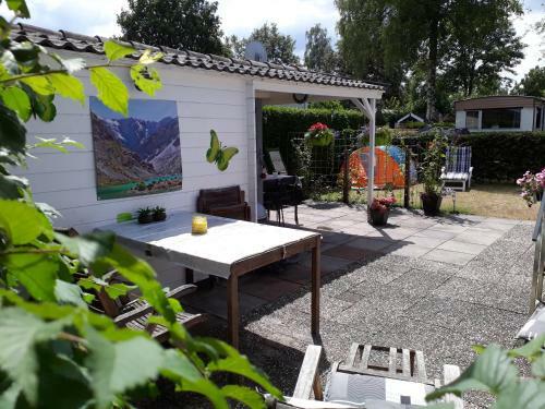 Stacaravan Met Wifi En Zwembad