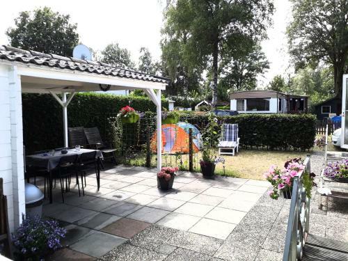 Stacaravan Met Wifi En Zwembad