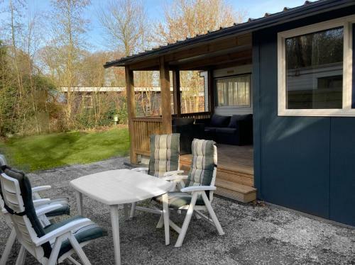 Chalet 't Rijsterbos Op Camping Met Zwembad!
