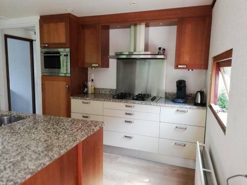 Roodborstje 4 Persoonschalet Putten