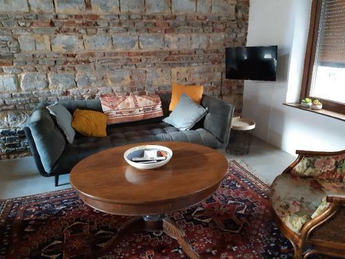 Apartamento Roermond Uniek Stadspand, Compleet Woonhuis