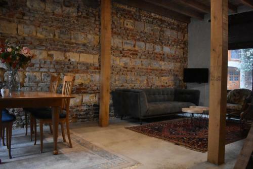 Apartamento Roermond Uniek Stadspand, Compleet Woonhuis