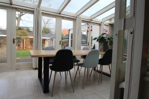 Perfectly Located Private Room Oaks And Beeches