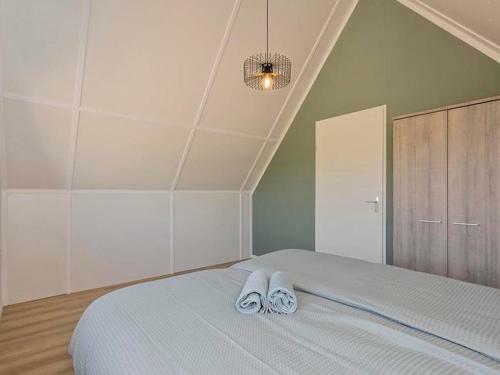 Delightful Holiday Home In Scherpenisse Near Beach