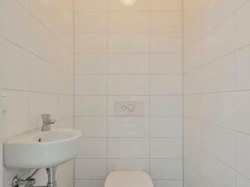 Delightful Holiday Home In Scherpenisse Near Beach