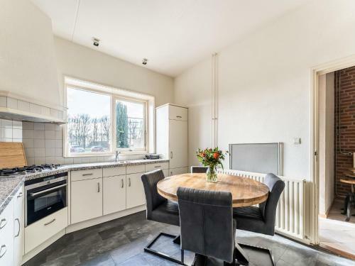 Spacious Farmhouse In Silvolde With Garden