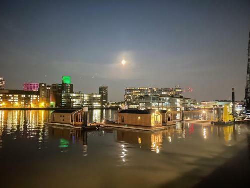 Wikkelboat Nr2 At Floating Rotterdam Rijnhaven