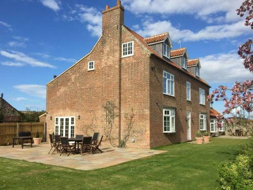 Lyng Farmhouse