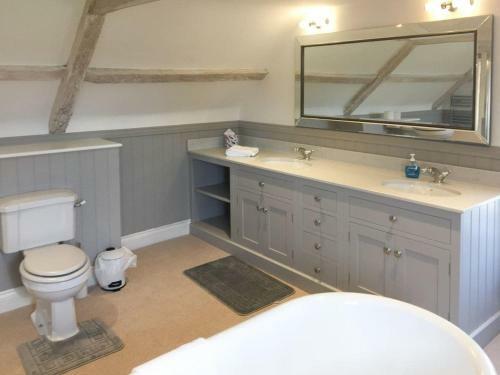 Lyng Farmhouse