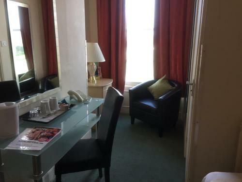 Clifton Hotel