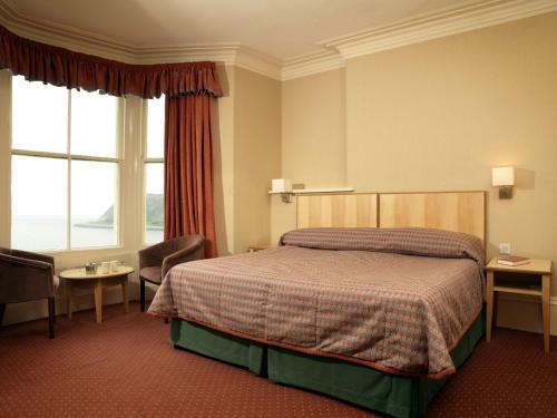 Clifton Hotel