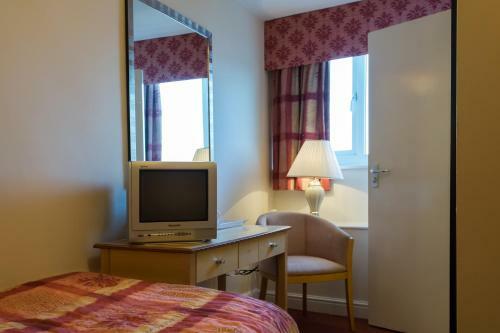 Clifton Hotel