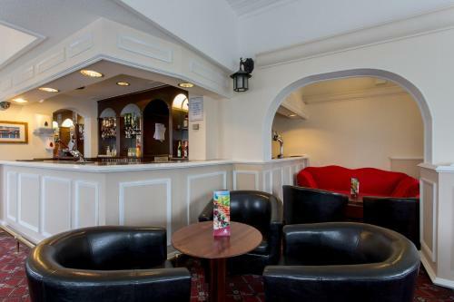 Clifton Hotel