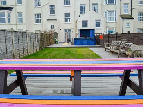 Twin Bays House