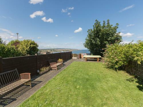 Twin Bays House