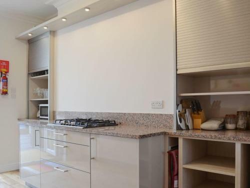 Twin Bays House