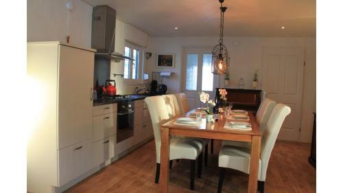 Chalet Buutengeweun, Met Luxe Jacuzzi En Tonsauna