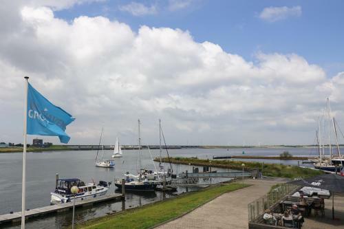 Apartamento Dock Hotel Stellendam