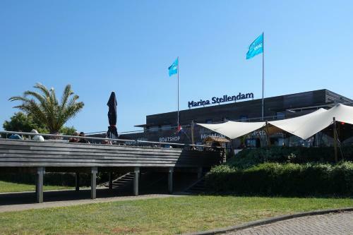 Apartamento Dock Hotel Stellendam