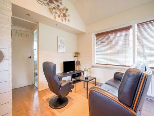Simplistic Holiday Home In Stramproy With Garden