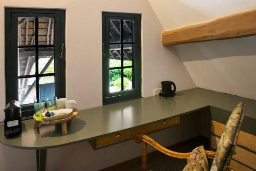Bed & Breakfast De Heeren Van Tuil