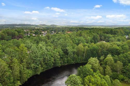 Five-bedroom Holiday Home By The River Of Lagan