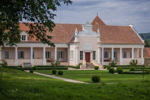 Villa Experience Transylvania Apafi Manor