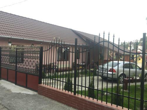 Casa Rustica Cu Terasa